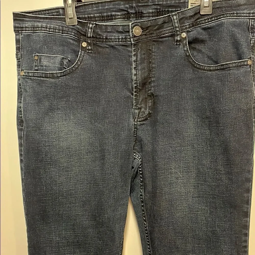 Indigo Blue Straight-Leg Jeans with Full-Length Design
